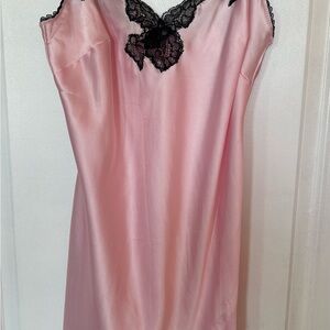 Vintage Victoria's Secret Pink Satin Chemise with Black Lace Size M NWOT